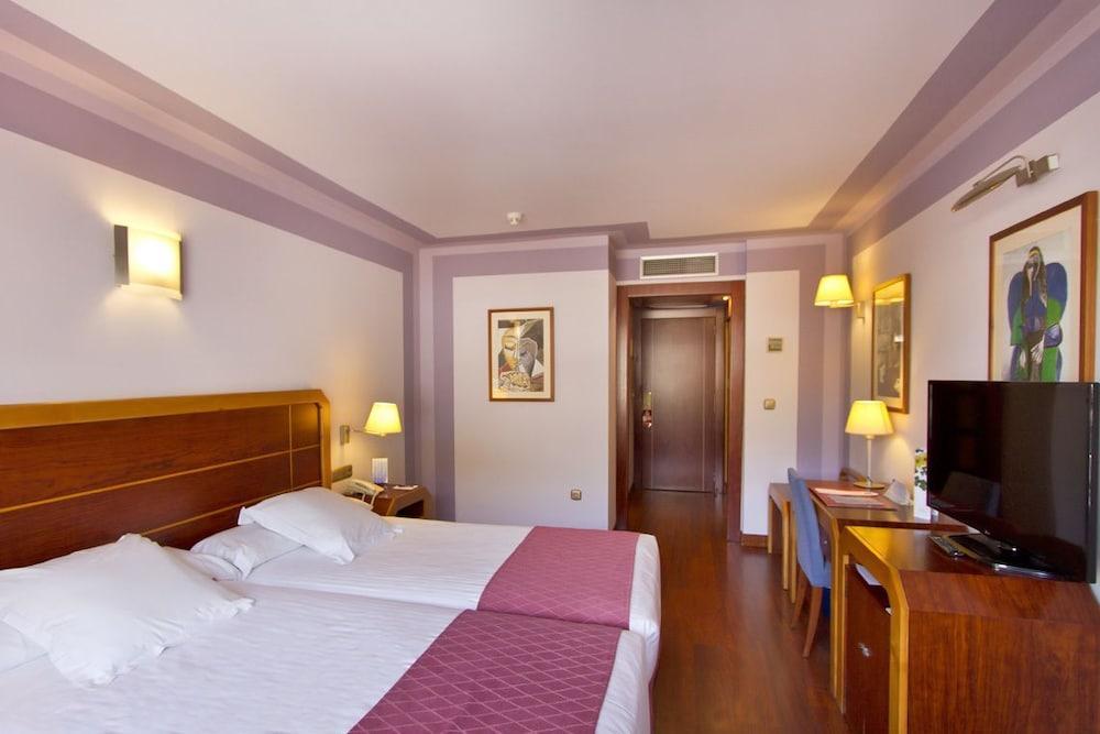 Hotel Ms Maestranza Malaga Exterior photo