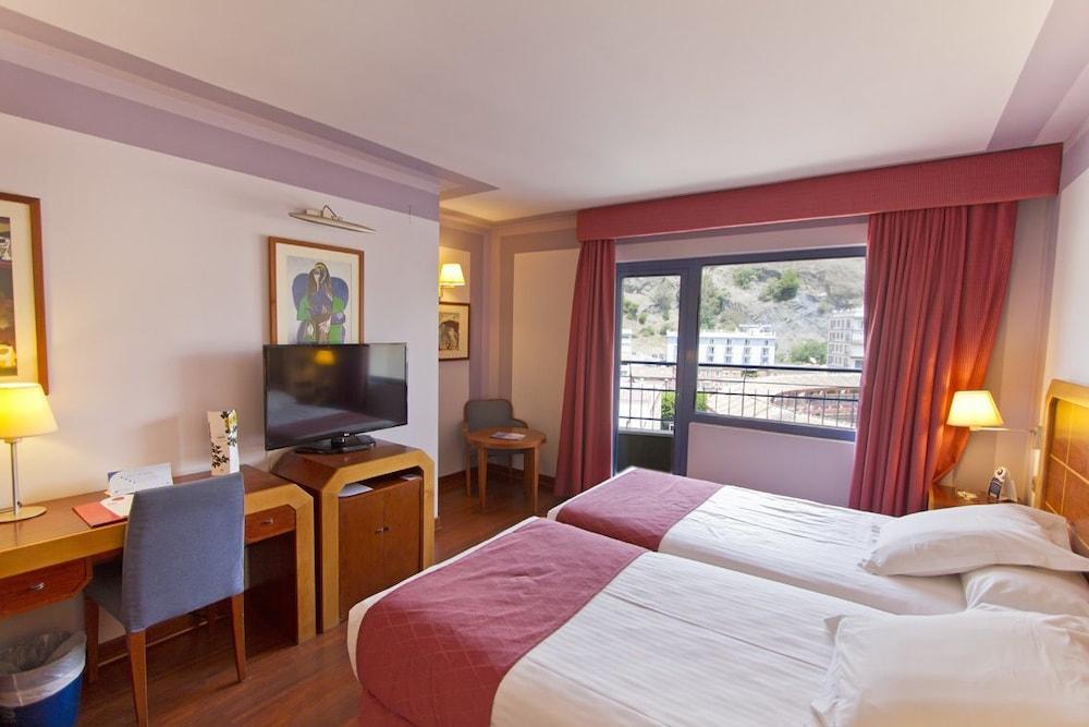 Hotel Ms Maestranza Malaga Exterior photo